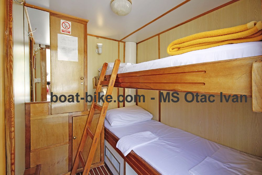 MS Otac Ivan - twin cabin